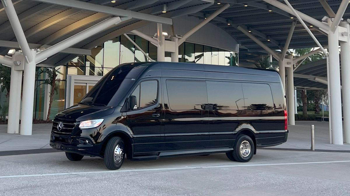 Jet Sprinter Limousine